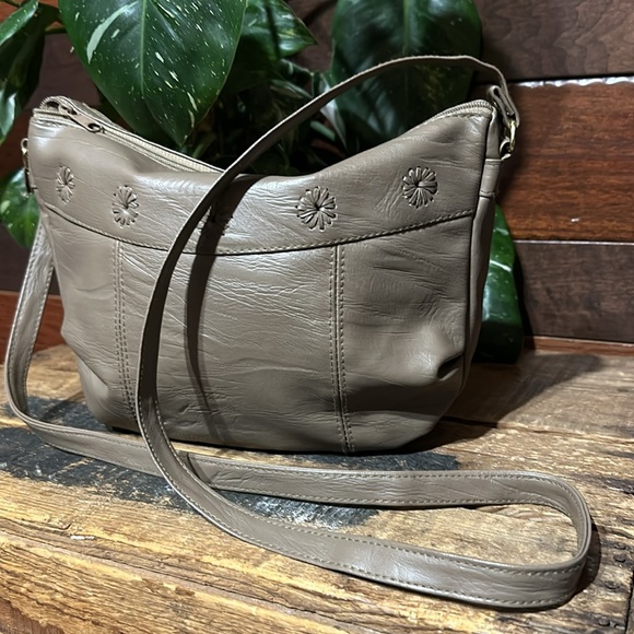 NWOT No Brand Tag Small Tanish Brown Floral Shoulder Bag - Picture 3 of 8